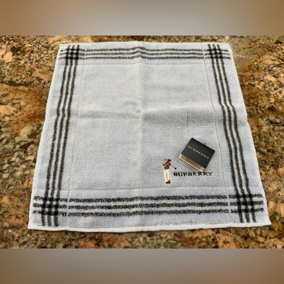 Burberry Light Blue Face Towel with Embroidered Golf Themed Logo - Picture 1 of 6